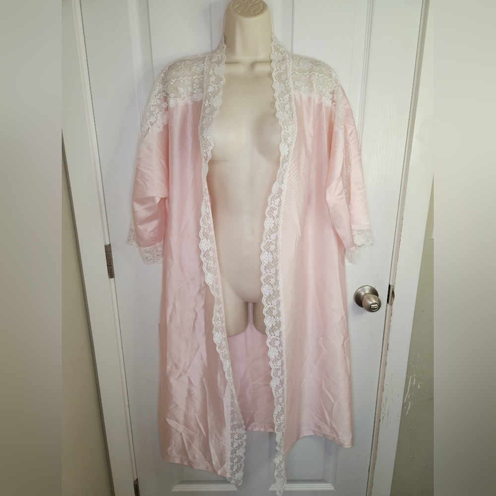 Vintage Reasa Martin Pink Lace Peignoir Robe | Large | USA Made